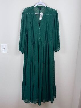 TORRID Emerald Green Clip Dot V Neck Maxi Dress GORGEOUS / Women's Plus 2X